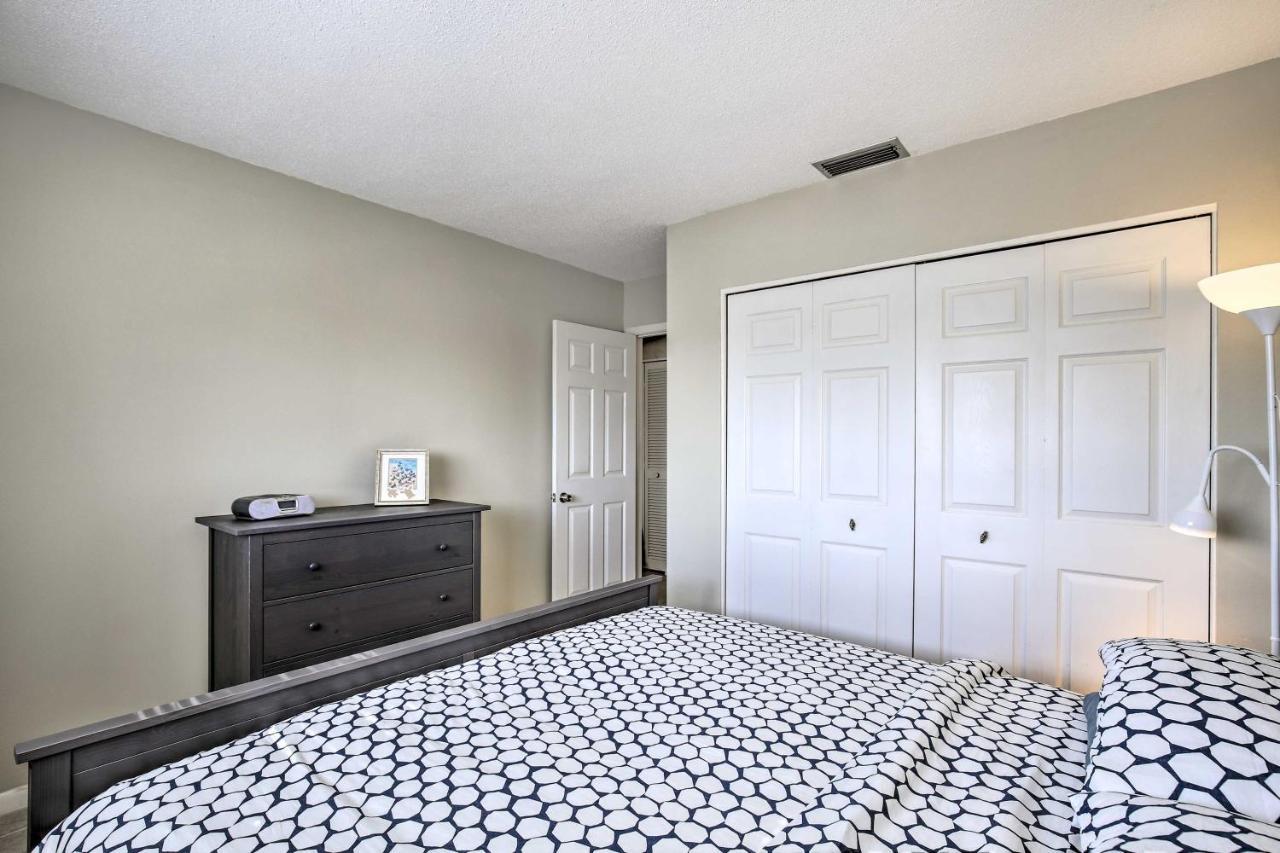 St Pete Condo With Heated Pool - Less Than 1 Mi To Beach! St. Pete Beach Bagian luar foto